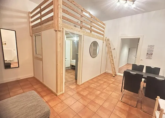 Cityflair Rummelsburg 아파트 *